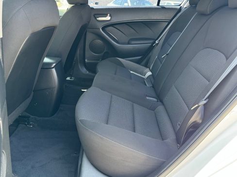 Used 2018 Kia Forte LX FWD image 32