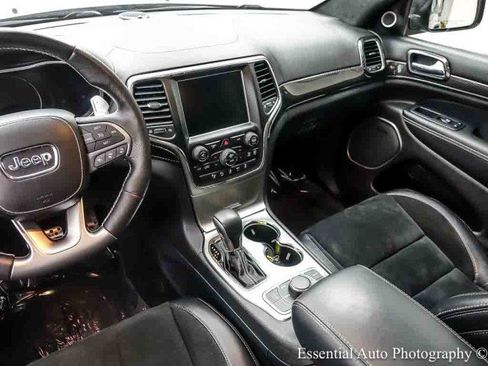 Used 2017 Jeep Grand Cherokee SRT AWD/4WD image 17