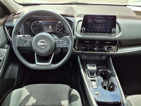 Used 2023 Nissan Rogue SV FWD image 13