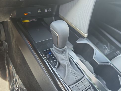 Certified 2025 Toyota Camry SE FWD image 24