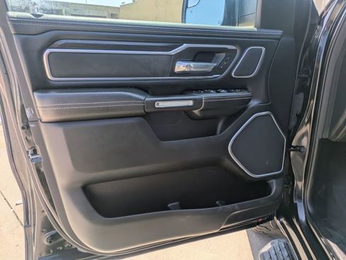 Used 2023 RAM 1500 Laramie AWD/4WD image 33