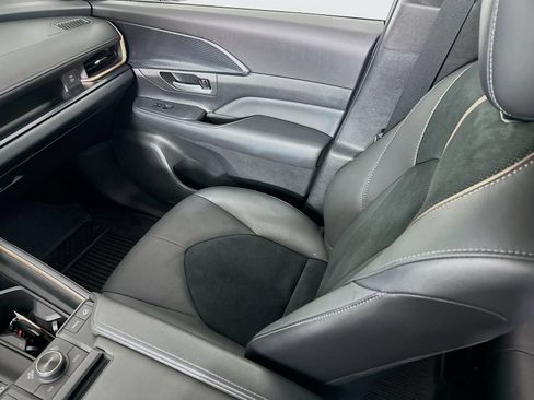 Certified 2024 Toyota Grand Highlander AWD Hybrid image 24