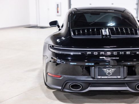 Used 2025 Porsche 911 Carrera RWD image 14