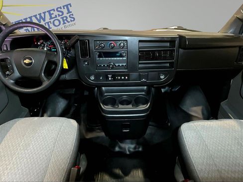 Used 2023 Chevrolet Express 3500 LS RWD image 8
