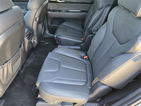 Used 2025 Hyundai Palisade Calligraphy image 19