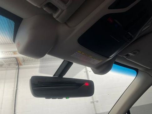 Used 2022 Subaru Outback Onyx Edition XT w/ Popular Package #2 image 21