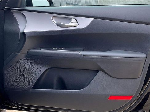 Certified 2024 Kia Forte LXS image 23