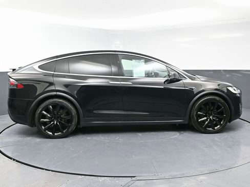 Used 2020 Tesla Model X Long Range image 7