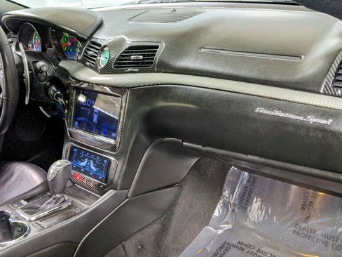 Used 2014 Maserati GranTurismo Sport image 22