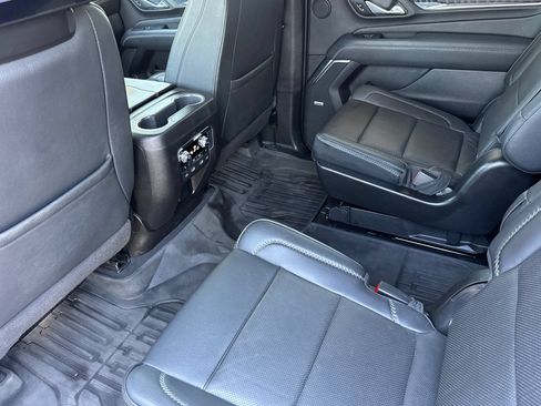 Certified 2023 GMC Yukon XL Denali w/ Advanced Technology Package AWD/4WD image 13