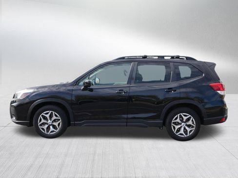 Used 2020 Subaru Forester Premium AWD/4WD image 4