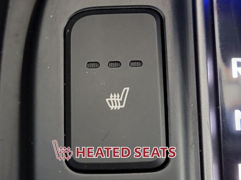 Used 2016 Hyundai Santa Fe SE FWD image 24