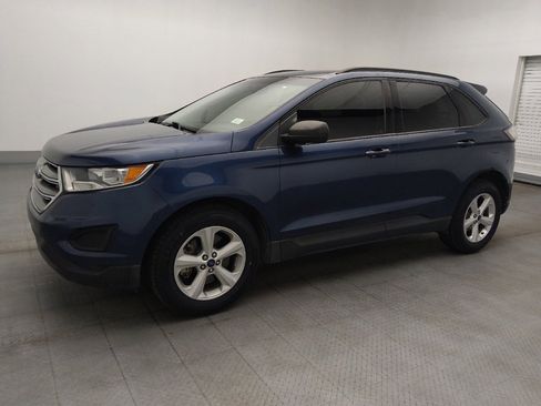 Used 2017 Ford Edge SE AWD/4WD image 2