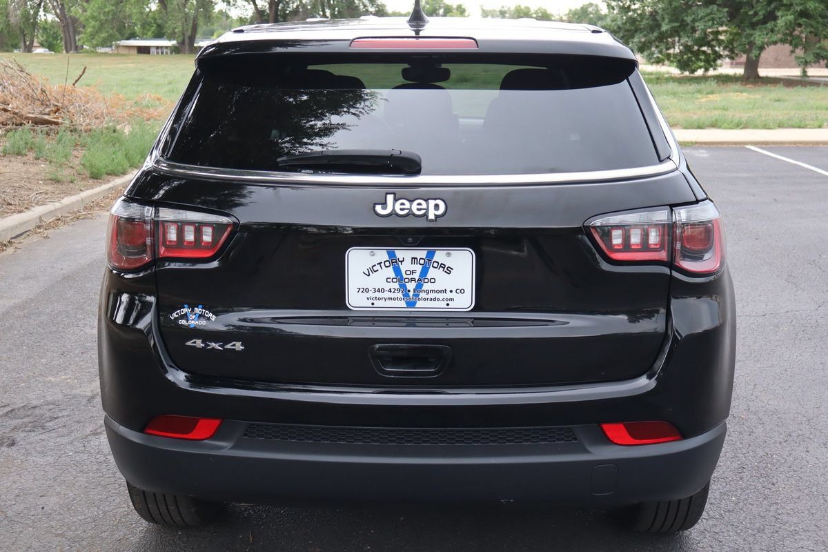 Used 2024 Jeep Compass Sport AWD/4WD image 6