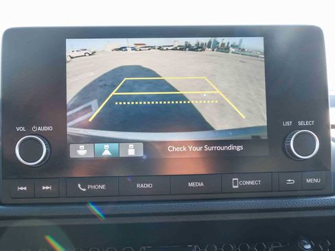 Used 2025 Honda CR-V LX image 25