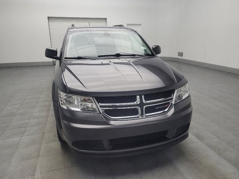 Used 2020 Dodge Journey SE w/ SE Popular Equipment Group image 14