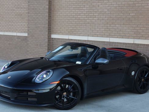 Used 2026 Porsche 911 Carrera T RWD image 12