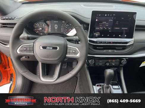 New 2026 Jeep Compass Latitude AWD/4WD image 7
