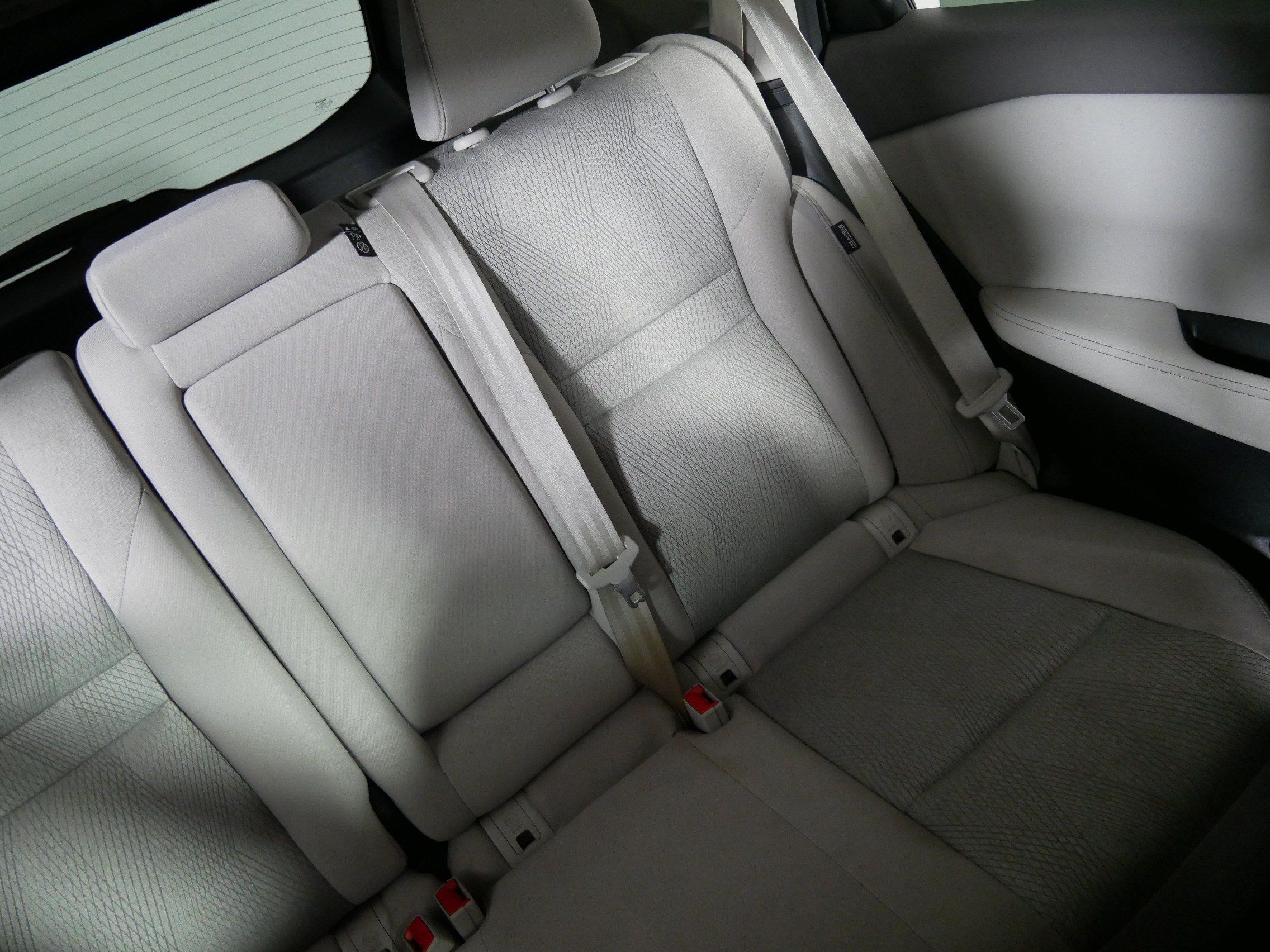 Used 2025 Nissan Rogue SV AWD/4WD image 14