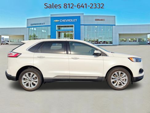 Used 2024 Ford Edge Titanium AWD/4WD image 8