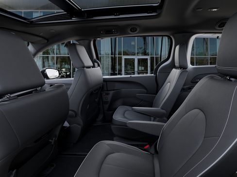 New 2026 Chrysler Pacifica Limited w/ S Appearance Package FWD image 23