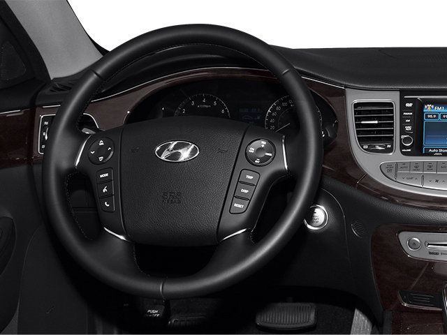 Used 2013 Hyundai Genesis 3.8 RWD image 9