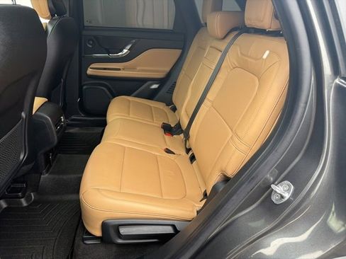 Used 2020 Lincoln Corsair Reserve w/ Rear Removable Package Tray image 12