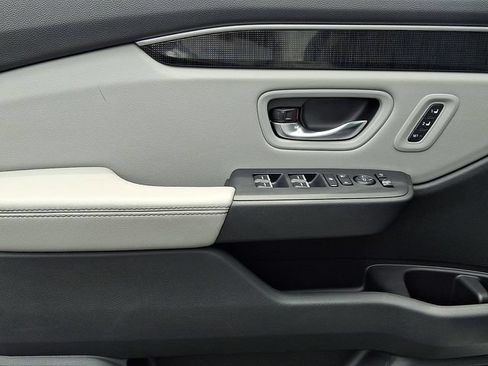Certified 2023 Honda Pilot Elite image 14