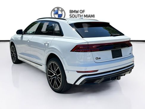 Used 2023 Audi Q8 Premium Plus AWD/4WD image 5