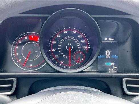 Used 2021 Hyundai Elantra SE FWD image 3