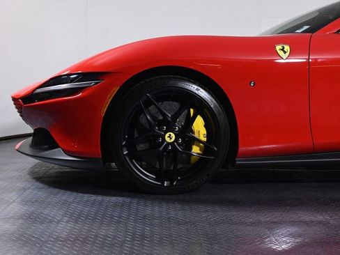 Used 2026 Ferrari Roma Spider RWD image 31