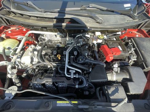 Used 2021 Nissan Rogue SV image 31