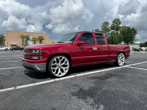 Used 2002 Chevrolet Silverado 1500 LS w/ Off-Road Pkg AWD/4WD image 2