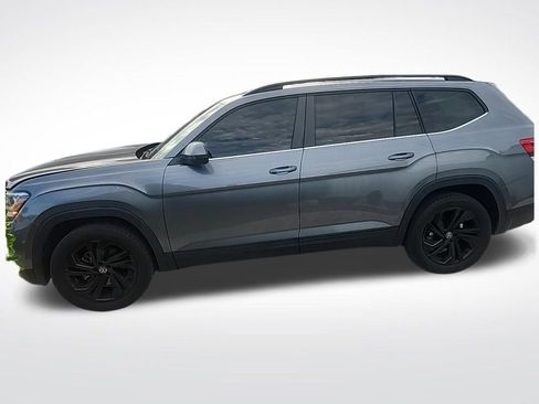 Used 2022 Volkswagen Atlas SE w/ Black Wheel Package image 5