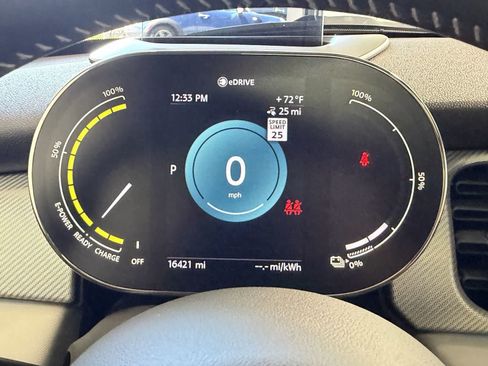 Used 2024 MINI Cooper SE FWD image 18