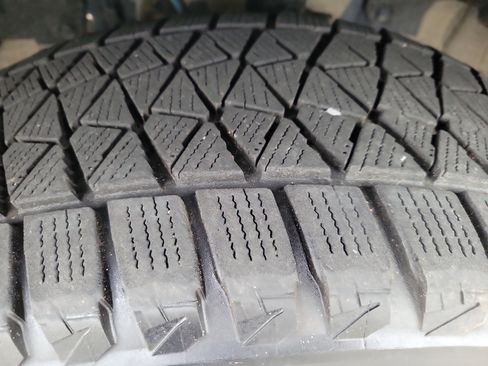 Used 2021 Toyota Venza LE image 13