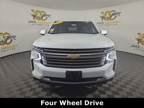 Certified 2024 Chevrolet Tahoe High Country AWD/4WD image 2