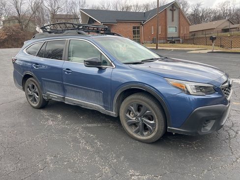 Used 2020 Subaru Outback Onyx Edition XT image 2