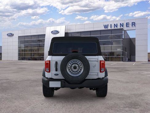 New 2025 Ford Bronco 4-Door AWD/4WD image 5