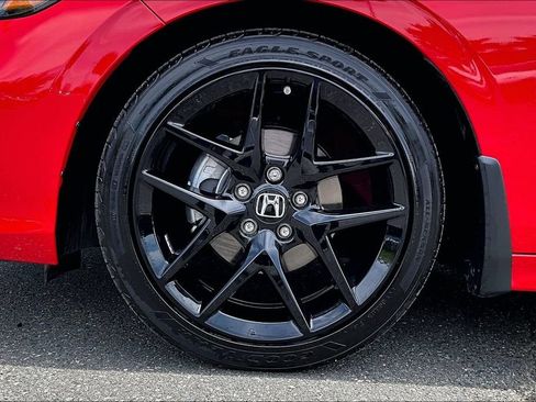 Certified 2025 Honda Civic Sport image 21