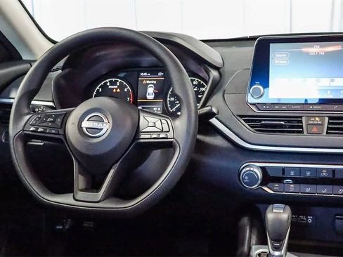 New 2025 Nissan Altima 2.5 S image 15