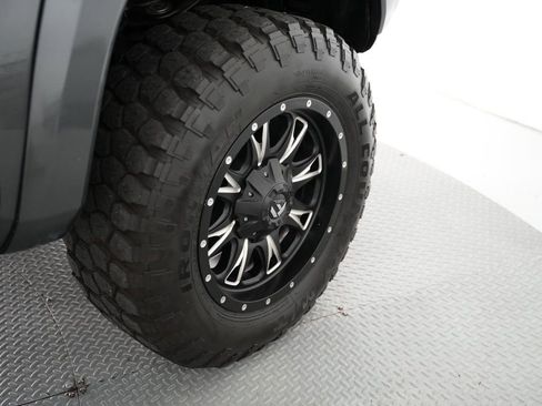 Used 2016 Toyota Tacoma TRD Sport w/ Premium & Technology Package image 54