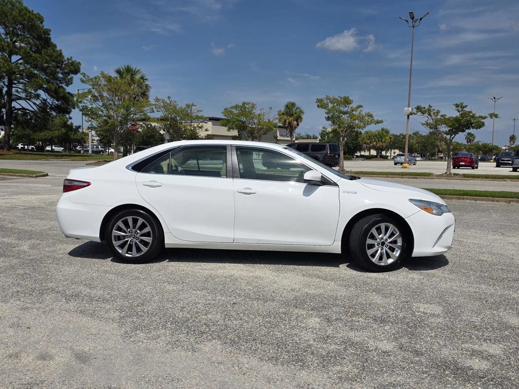 Used 2017 Toyota Camry XLE FWD image 36