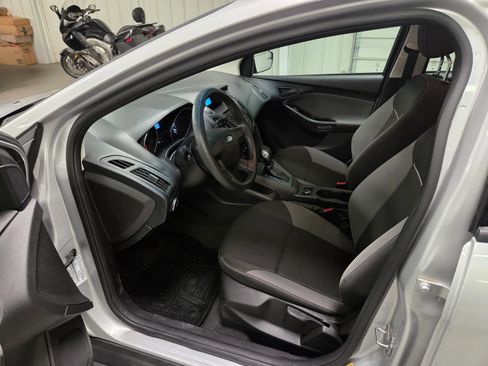 Used 2014 Ford Focus S FWD image 14