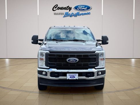 Used 2023 Ford F350 XL w/ Snow Plow Prep Package AWD/4WD image 5