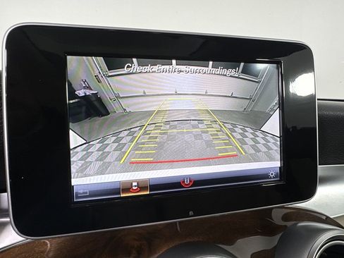Certified 2018 Mercedes-Benz C 300 Sedan image 24