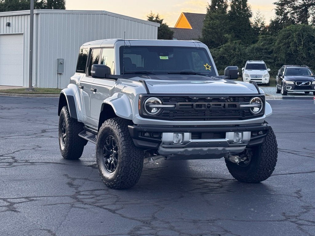 New 2026 Ford Bronco Raptor AWD/4WD image 1