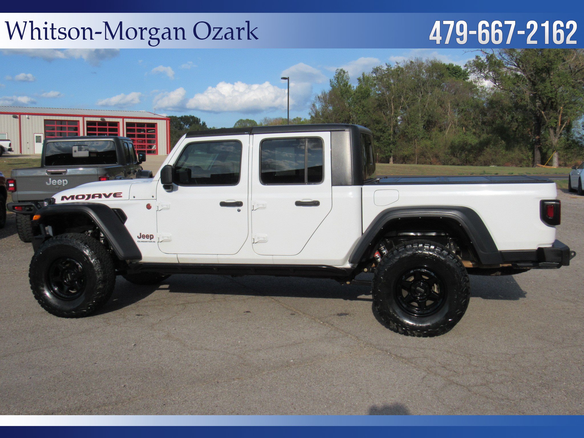 Used 2023 Jeep Gladiator Mojave w/ Trailer Tow Package AWD/4WD image 9