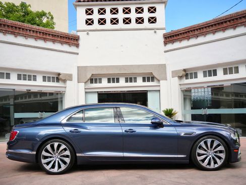 Used 2021 Bentley Flying Spur W12 AWD/4WD image 5