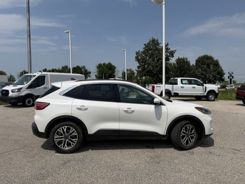 Used 2020 Ford Escape SEL AWD/4WD image 10
